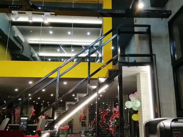 Proyecto de equipo de gimnasio en Indonesia